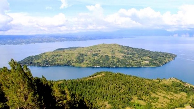 lokasi pulau samosir